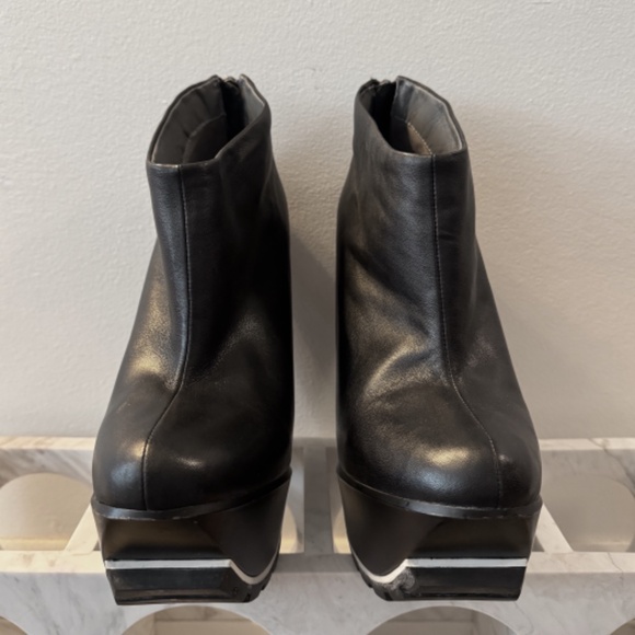 United Nude, Black Leather Wedges, EU 38/US 8 - Picture 3 of 4